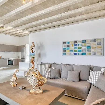 Mykonos Panormos Villa *