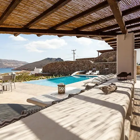 Mykonos Panormos & *
